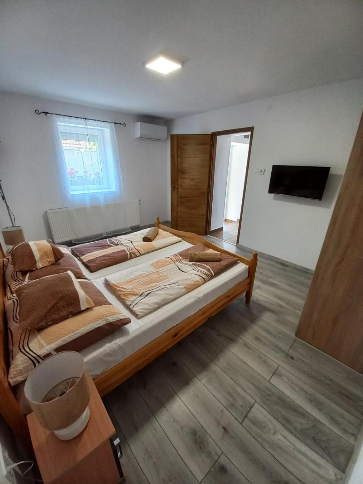 Sárospatak Oazis Apartman מראה חיצוני תמונה
